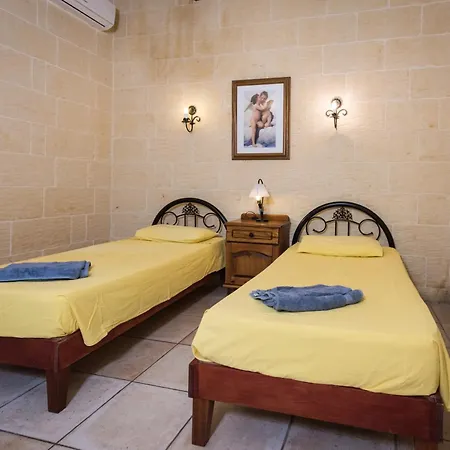 Prázdninový dům 4 Bedroom With Private Pool & Views